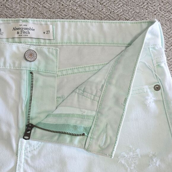 Abercrombie & Fitch Mint Green Distressed Jean Shorts - Size 4/27 - Picture 7 of 13